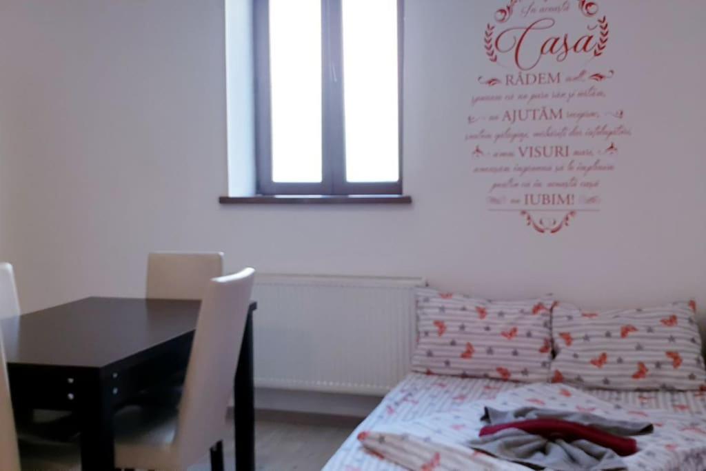 Holiday Cazare Brasov Bagian luar foto