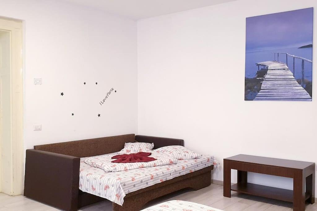 Holiday Cazare Brasov Bagian luar foto